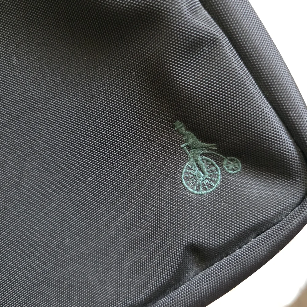 Bean Pole Men's Black Shoulder Bag Used Gread Condition.